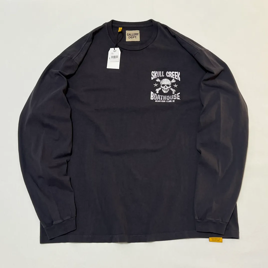 GALLERY DEPT. SKULL CREEK L/S TEE/BLK Glitter skull surf long sleeves, washed black S-XL, genuine development, correct version, garment dyed, washed and distressed, printing has a full sense of distress